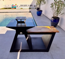 Braséro avec planche intégrée: Socle Acier + Cuve 68cm et plaque Acier 8mm + planche REALTEK FR 83