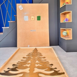 Sapin de Noel métal design dore – Made in France REALTEK FR